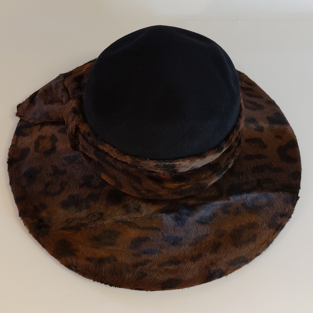 Leopard Print Women's Hat with Black Crown - Picture 6 of 10